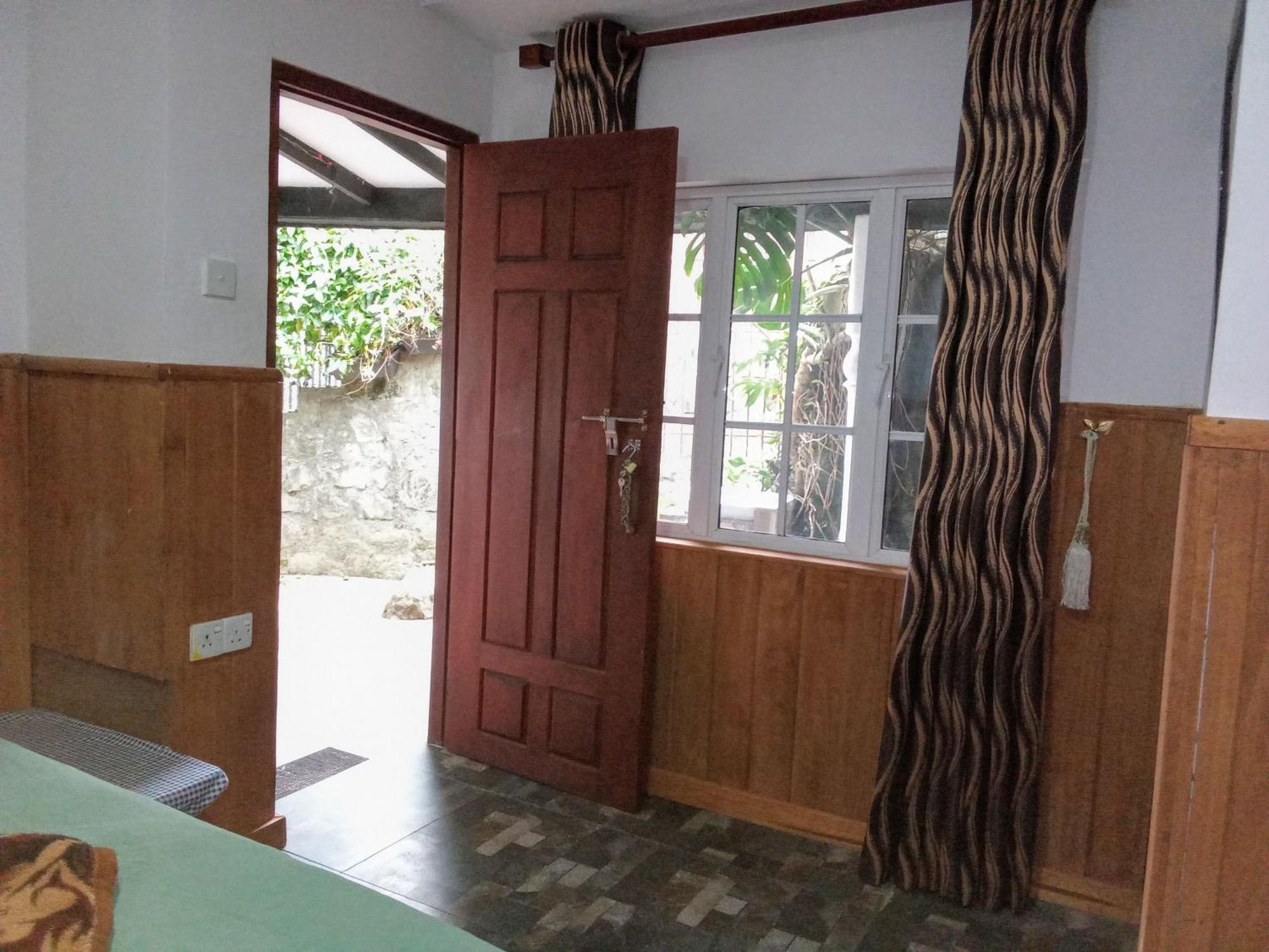 The Paulwood Cabana And Bungalow Nuwara Eliya Rum bild